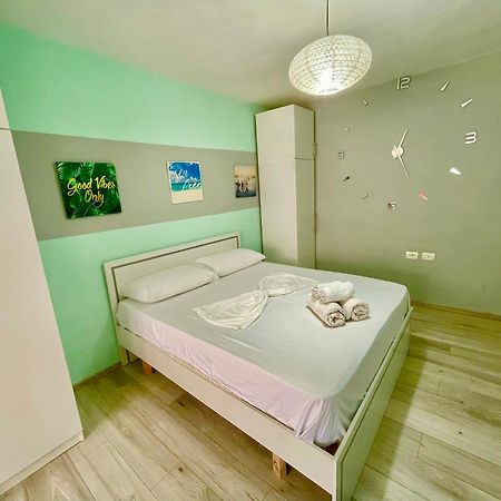 Superb Studio Apartment Near To The City Center Tirana Exterior foto