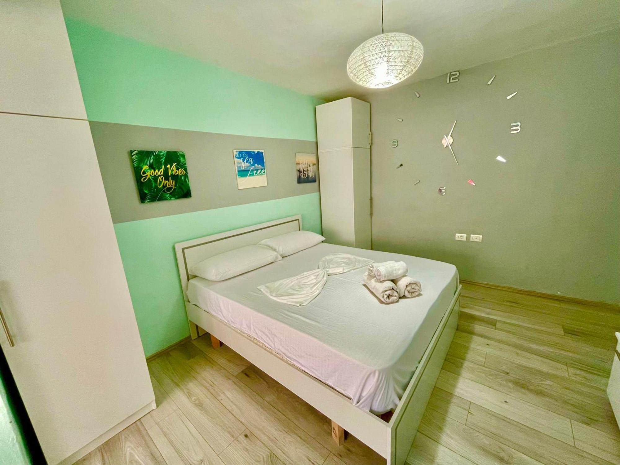 Superb Studio Apartment Near To The City Center Tirana Exterior foto