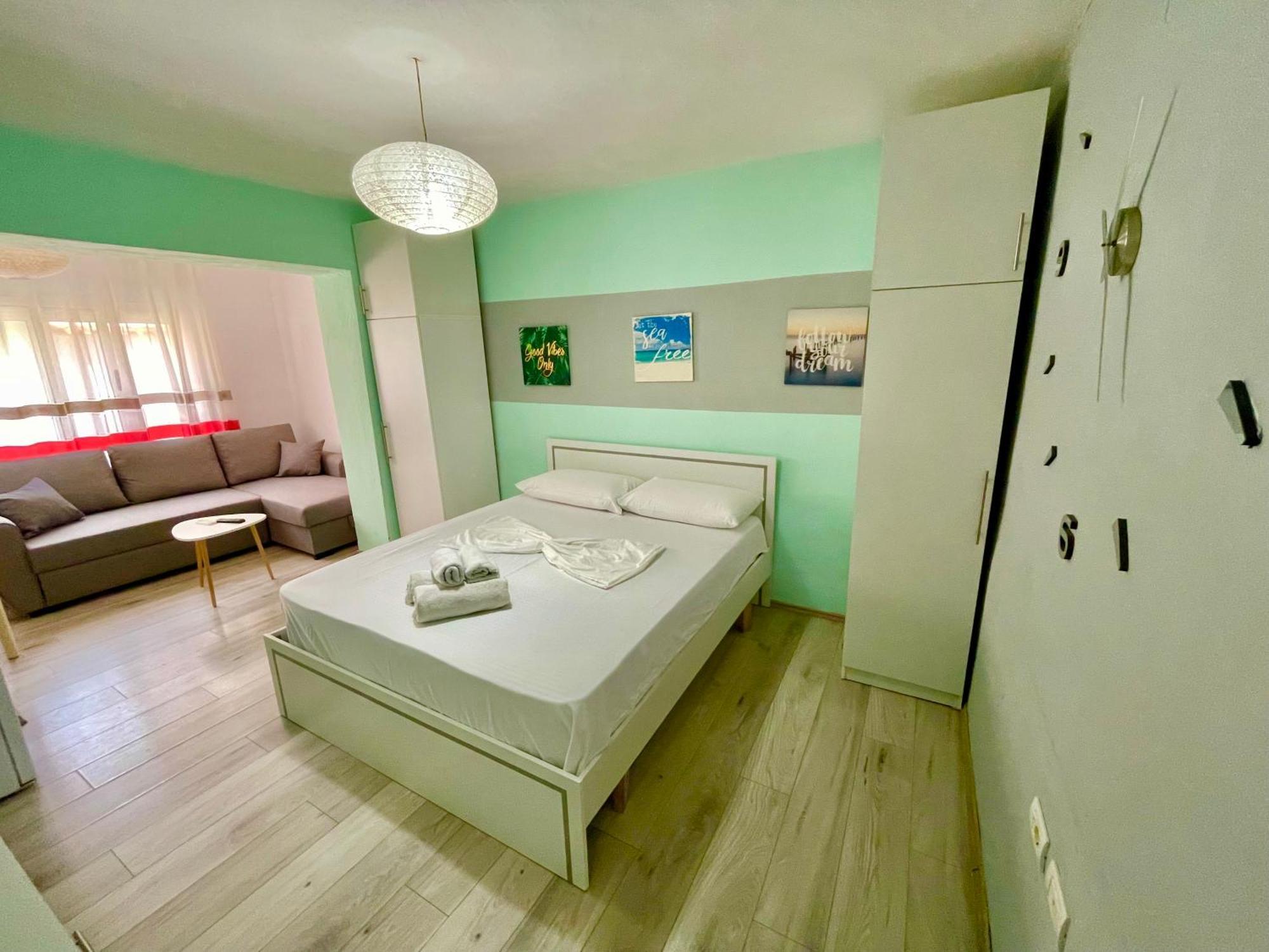 Superb Studio Apartment Near To The City Center Tirana Exterior foto